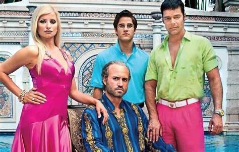 serie gianni versace actores